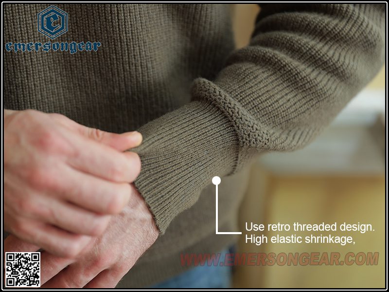 Snow Fox Turtleneck Sweater RG