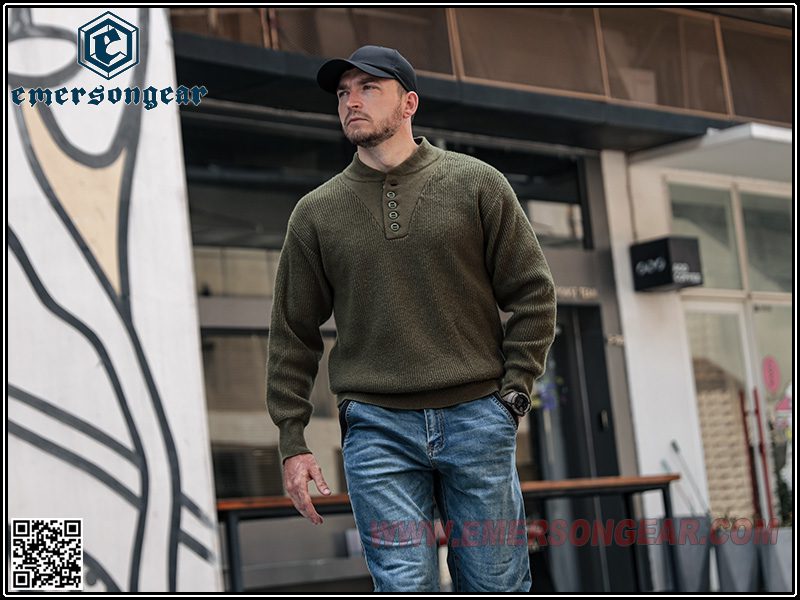 Snow Fox Turtleneck Sweater RG